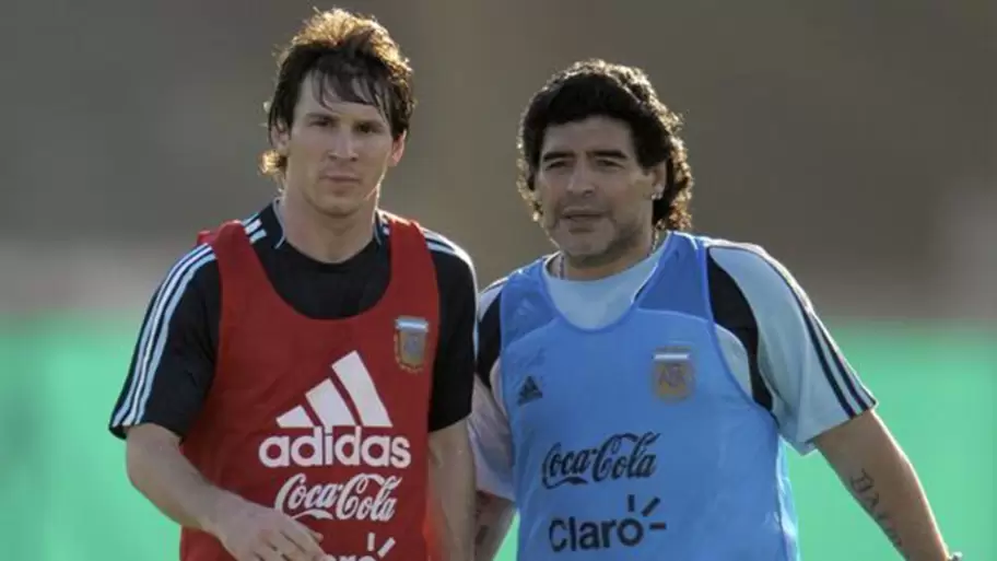 Lionel Messi y Diego Maradona: zurdos